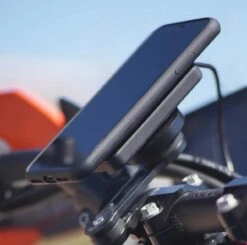 SP Connect Wireless Charging Module Phone Case -Fahrradbekleidungs Geschäft 3 34573 1280x1280