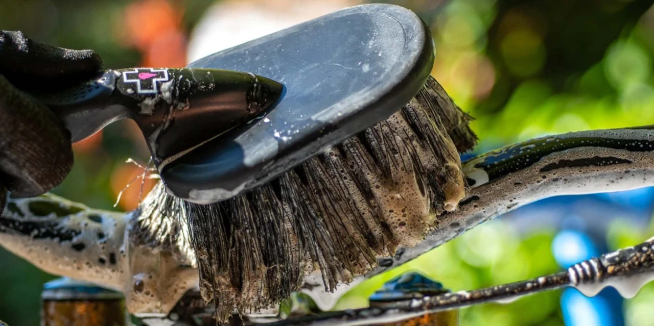 Muc-Off Muc Off 3x Brush Bürsten Set 7 Muc-Off Muc Off 3x Brush Bürsten Set – Bild 5