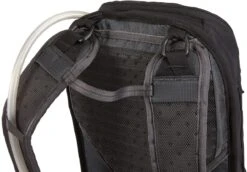 Thule Trinkblasenrucksack Up Take 8 L Rot -Fahrradbekleidungs Geschäft 665763 sized 1800x1200 rev 1 26957 1280x1280