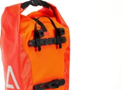 Cube ACID Fahrradtasche TRAVLR 20/2 Flame´n´black -Fahrradbekleidungs Geschäft 93113 2 1280x1280