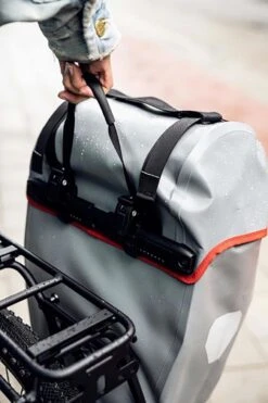 Ortlieb Bike-Parker Alu Grey 20 L 21 Ortlieb Bike-Parker Alu Grey 20 L -Fahrradbekleidungs Geschäft 9 34314 1280x1280
