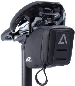 ACID Satteltasche CLICK S Black -Fahrradbekleidungs Geschäft ACID Satteltasche CLICK S 3 1280x1280