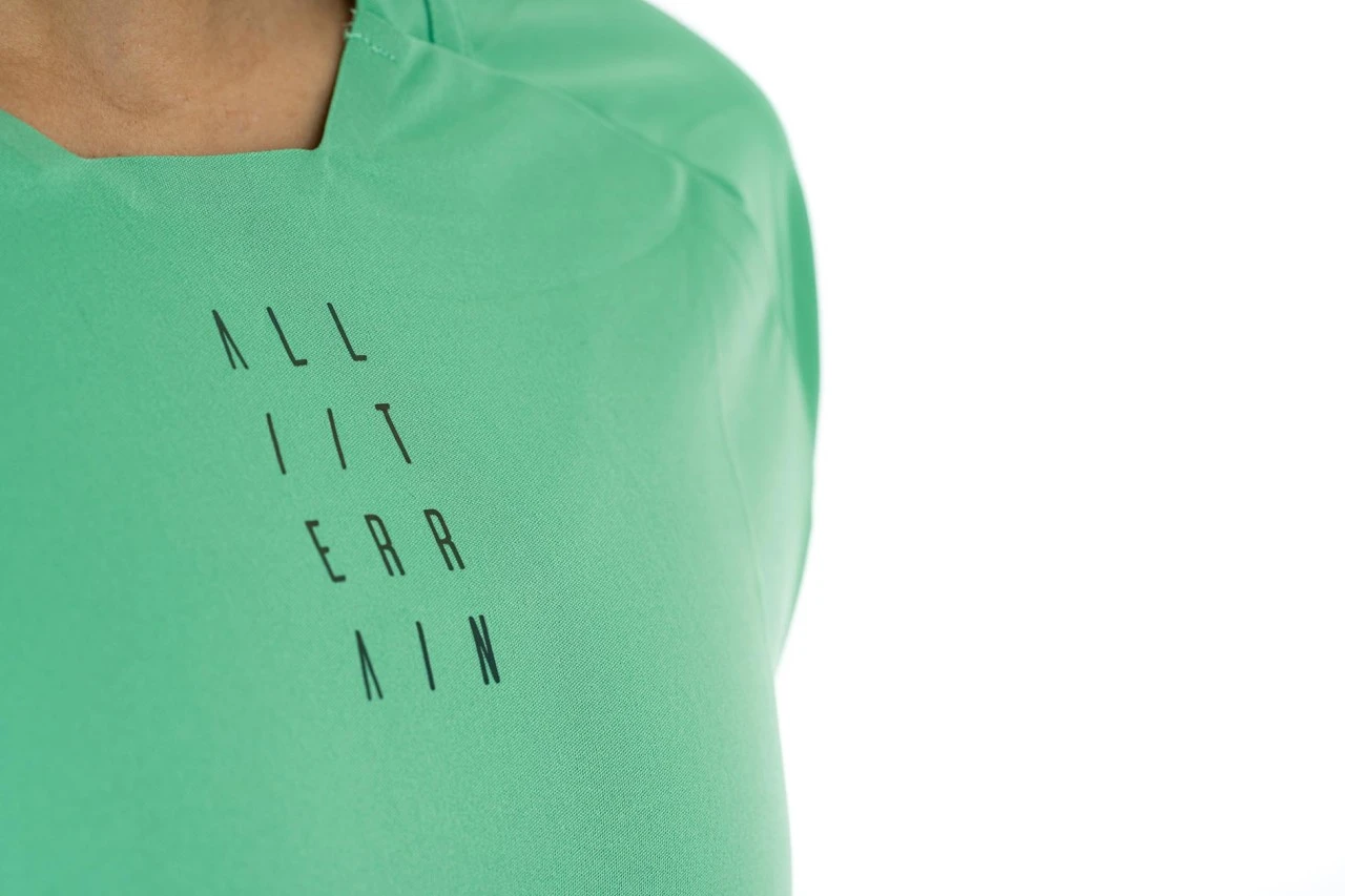 CUBE ATX WS Rundhalstrikot Kurzarm Green 5 CUBE ATX WS Rundhalstrikot Kurzarm Green – Bild 3