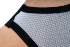 CUBE TEAMLINE Trägerhose Pro Kurz Black´n´red 10 CUBE TEAMLINE Trägerhose Pro Kurz Black´n´red -Fahrradbekleidungs Geschäft CUBE TEAMLINE Traegerhose Pro kurz 4 1280x1280