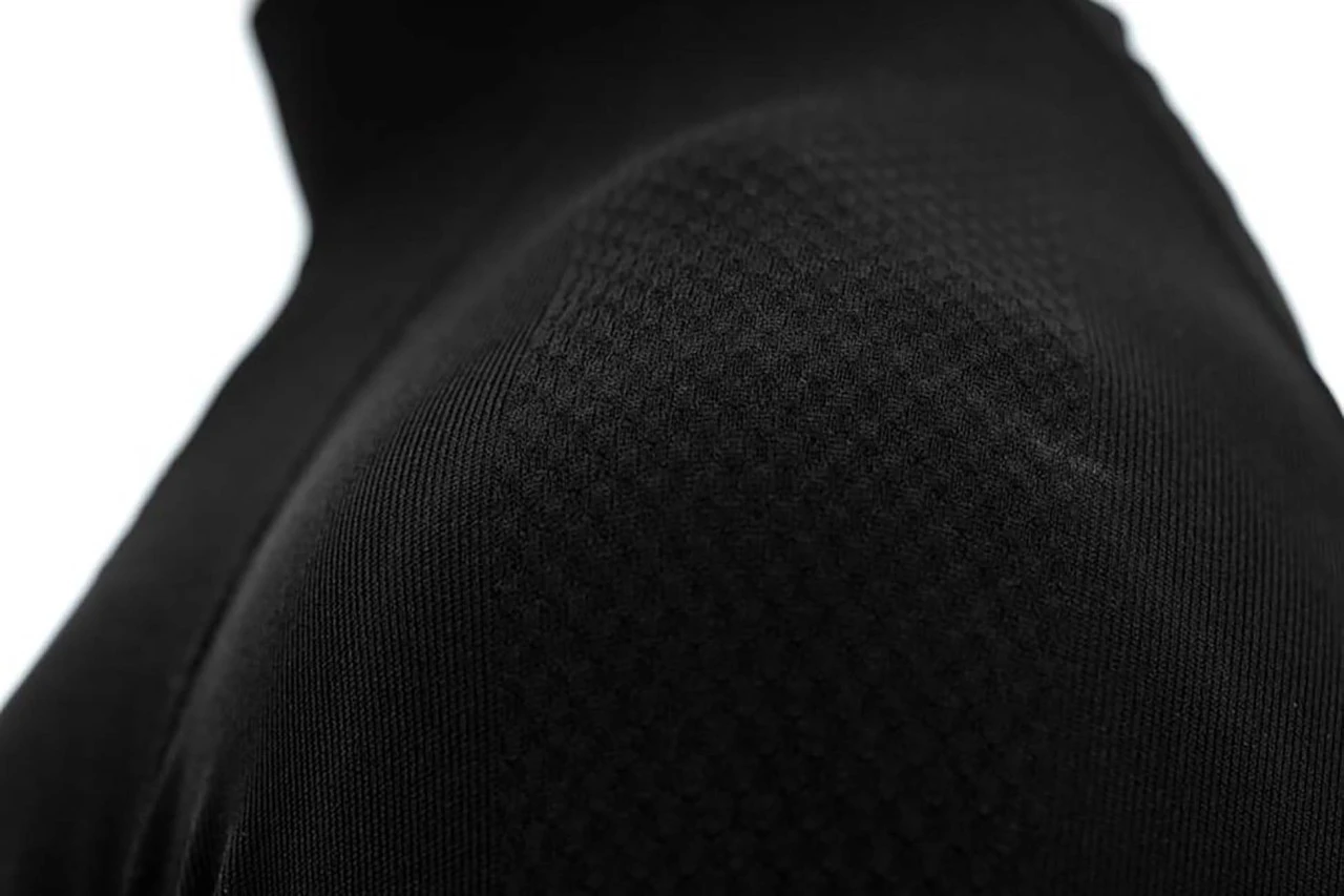 CUBE Funktionsunterhemd Race Be Warm Langarm Black 7 CUBE Funktionsunterhemd Race Be Warm Langarm Black – Bild 5