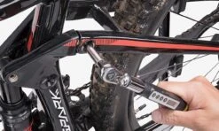 Topeak Digitaler Drehmomentschlüssel D-Torq 13 Topeak Digitaler Drehmomentschlüssel D-Torq -Fahrradbekleidungs Geschäft Features 2 c bit holder 32884 1280x1280