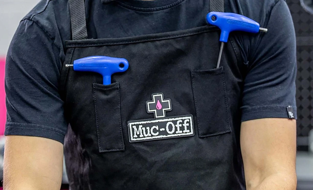 Muc-Off Muc Off Arbeitsschürze 4 Muc-Off Muc Off Arbeitsschürze – Bild 2