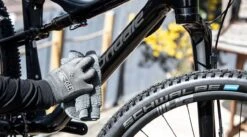 Muc-Off Muc Off Miracle Shine Polish Lack Fahrradpflege 500 Ml -Fahrradbekleidungs Geschäft MU CLE 09452 36315 1280x1280