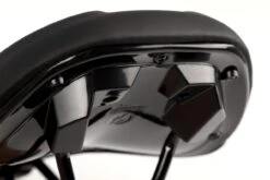 Natural Fit Sattel Sequence LITE Black -Fahrradbekleidungs Geschäft Natural Fit Sattel Sequence LITE 5 1280x1280