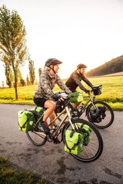 Ortlieb Ultimate Six Plus Lime - Moss Green 5 L -Fahrradbekleidungs Geschäft bikepanniers sax 0354 1 26529 1280x1280